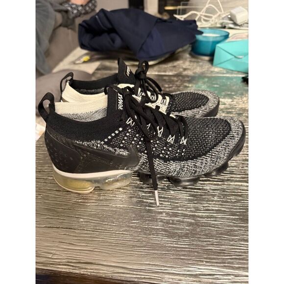 Nike Air Vapormax 2 Flyknit Orca Sneaker Running Shoe sz 9.5 EUC